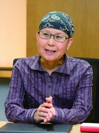 「INA新建築研究所の健康経営への取り組み」― 健康を意識した働き方について語る社員。企業の発展には社員の健康が不可欠という理念のもと、INA新建築研究所が推進する健康経営の一環。